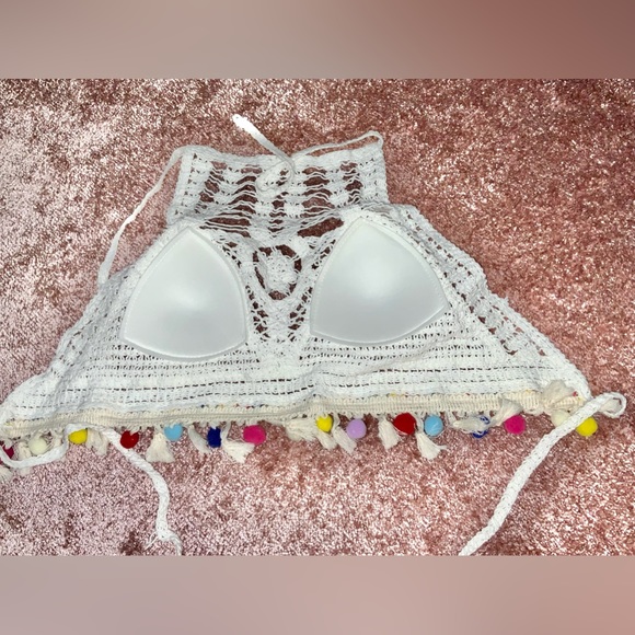 NW 3 pieces knitted embroidered Set, cardigan, bra & shorts beach Set,Vacations - Picture 8 of 13